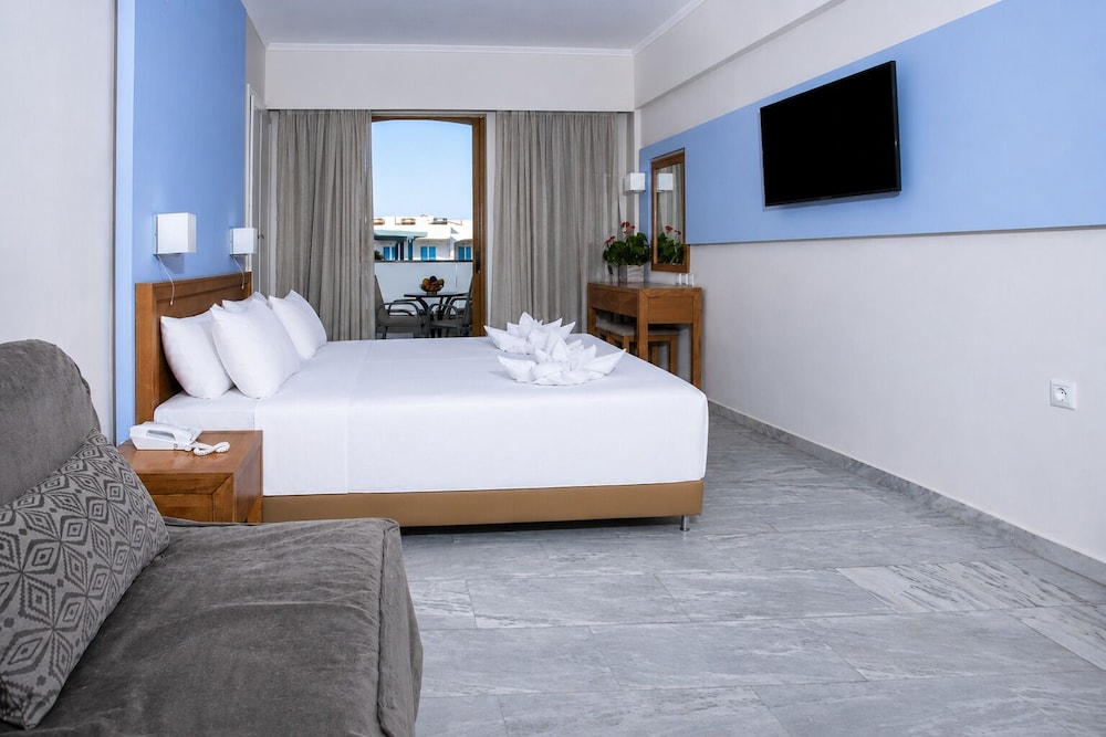 Mary Hotel & Mary Royal Suites — Hotel rooms in Rethymnon