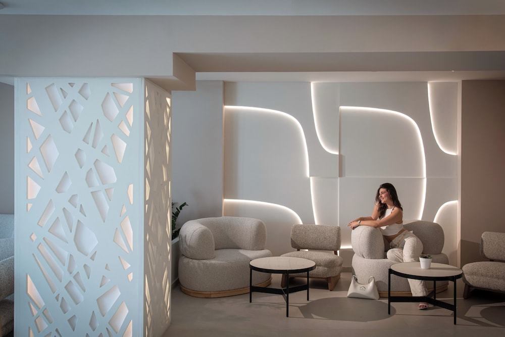 Mary Hotel & Mary Royal Suites — Spa in Rethymnon