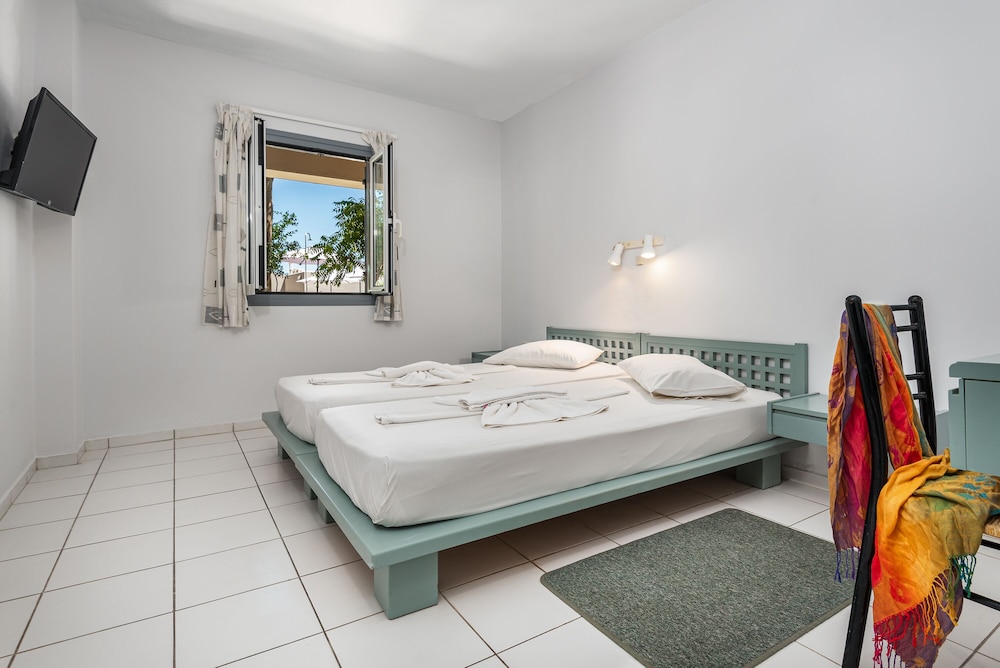 Aphea Village by GHH — Hotel rooms in Platanias