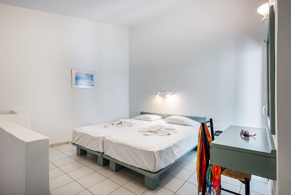 Aphea Village by GHH — Hotel rooms in Platanias