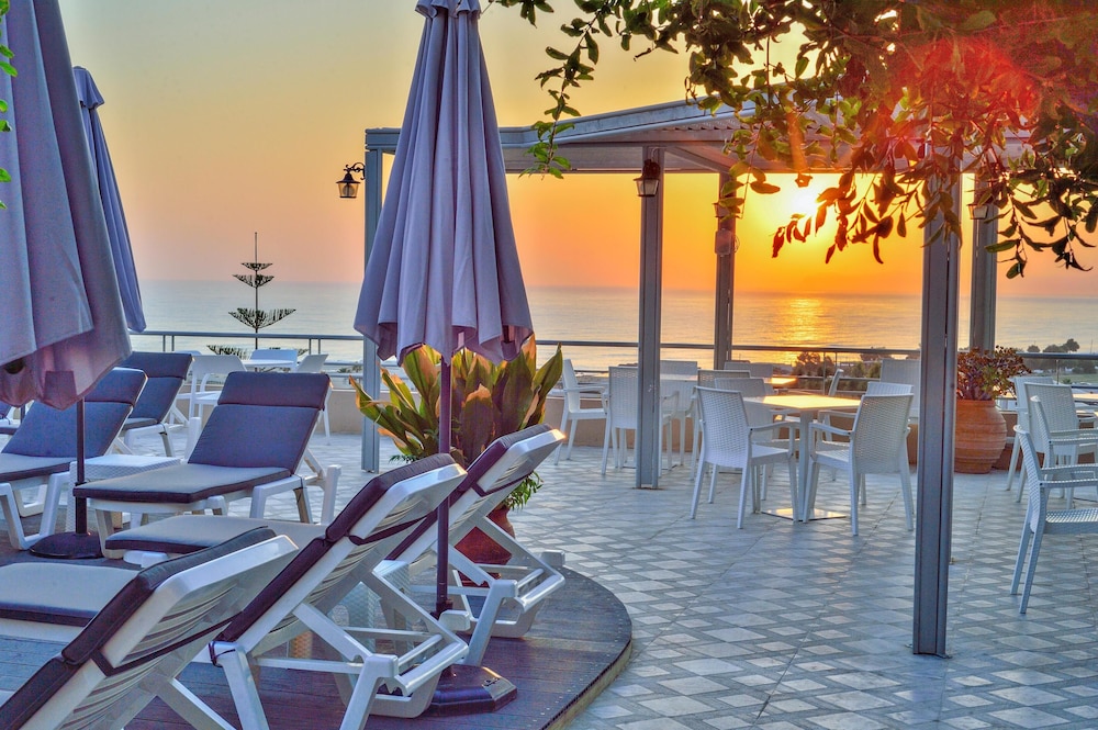 Aphea Village by GHH — Restaurant & bars in Platanias