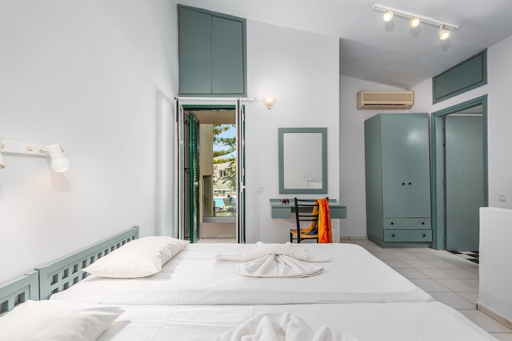 Aphea Village by GHH — Hotel rooms in Platanias