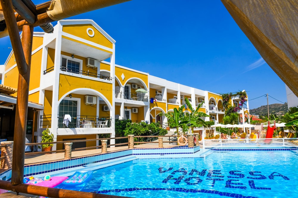Vanessa Hotel — Swimming pool in Kalamaki (Zakynthos), Ionian Islands