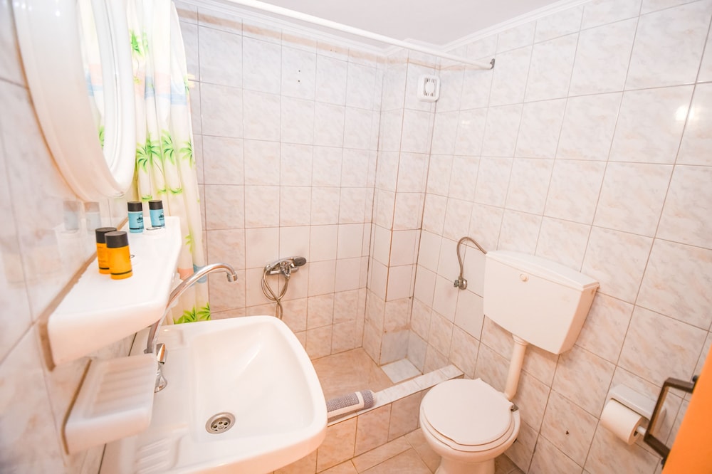 Vanessa Hotel — Hotel rooms in Kalamaki (Zakynthos), Ionian Islands