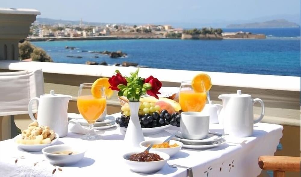 Villa Andromeda — Restaurant & bars in Chania