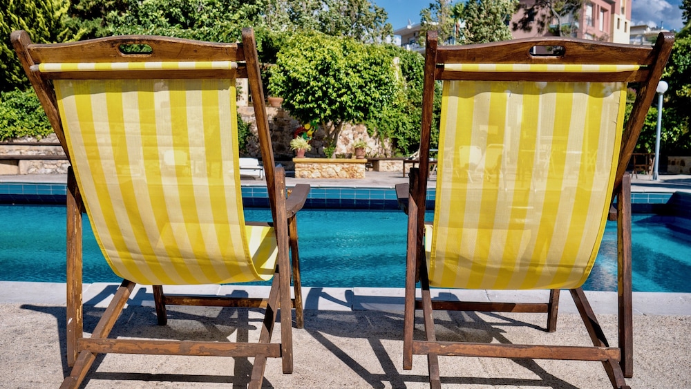 Villa Andromeda — Swimming pool in Chania