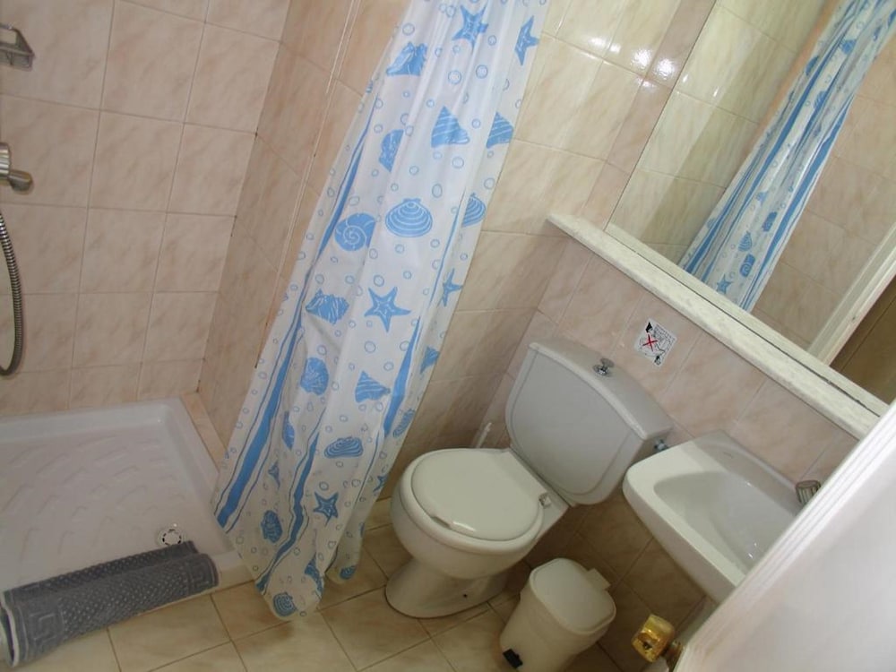 Hotel Summerland — Hotel rooms in Ialyssos, South Aegean
