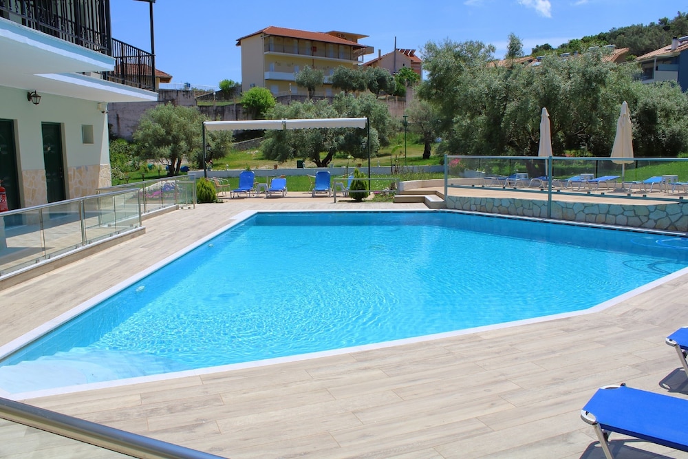 Vergina Star — Swimming pool in Lefkada, Ionian Islands