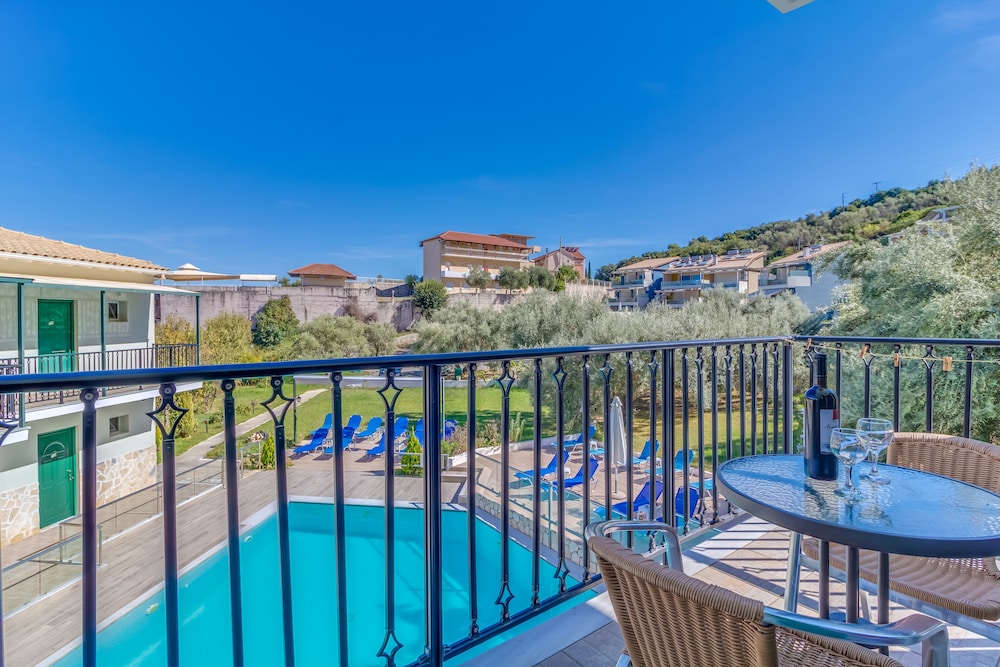 Vergina Star — Swimming pool in Lefkada, Ionian Islands