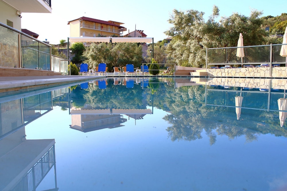Vergina Star — Swimming pool in Lefkada, Ionian Islands