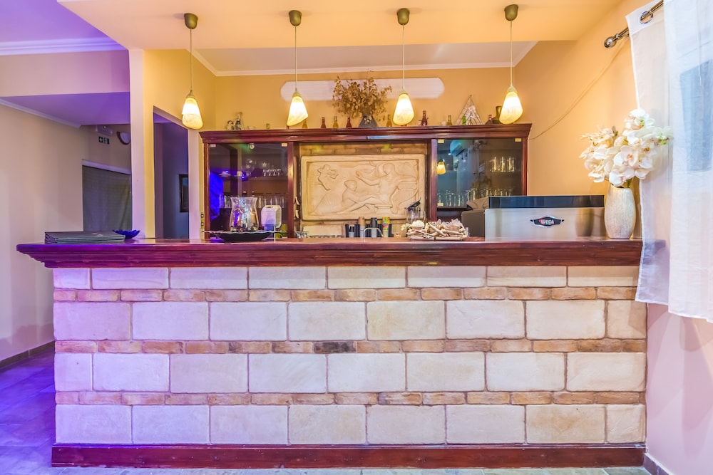 Vergina Star — Restaurant & bars in Lefkada, Ionian Islands