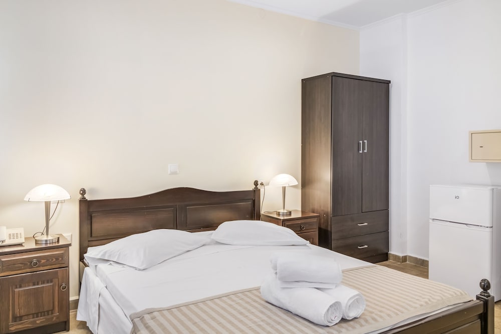Vergina Star — Hotel rooms in Lefkada, Ionian Islands