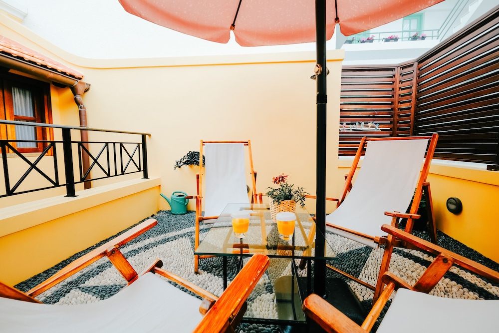 Rodos Niohori Elite Suites — Hotel building in Rhodes Town, South Aegean