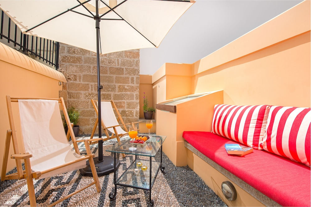 Rodos Niohori Elite Suites — Hotel rooms in Rhodes Town, South Aegean