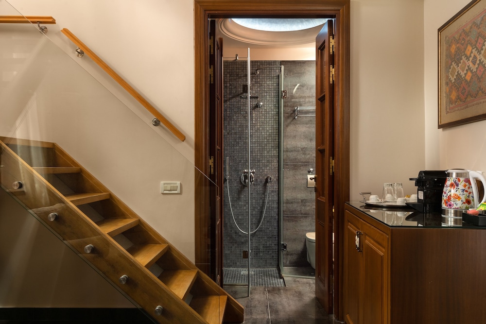 Rodos Niohori Elite Suites — Hotel rooms in Rhodes Town, South Aegean