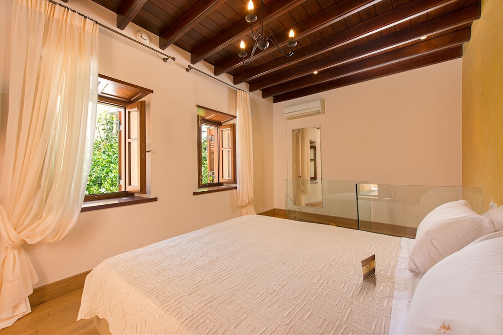 Rodos Niohori Elite Suites — Hotel rooms in Rhodes Town, South Aegean