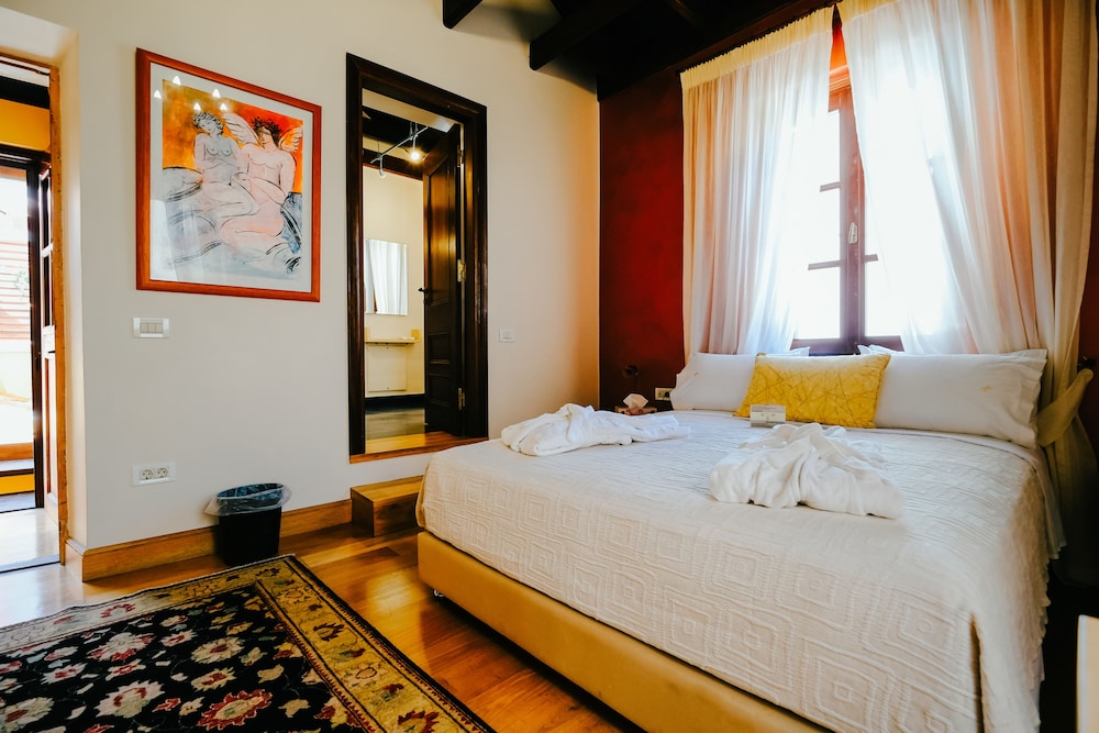 Rodos Niohori Elite Suites — Hotel rooms in Rhodes Town, South Aegean