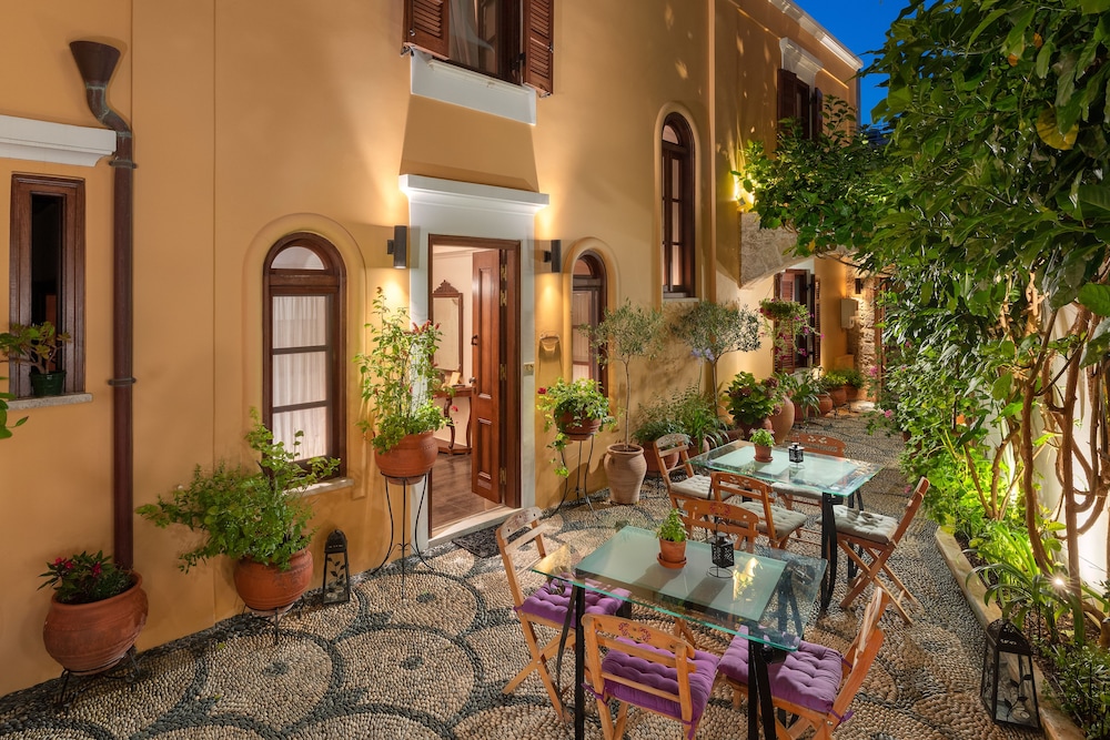 Rodos Niohori Elite Suites — Hotel building in Rhodes Town, South Aegean