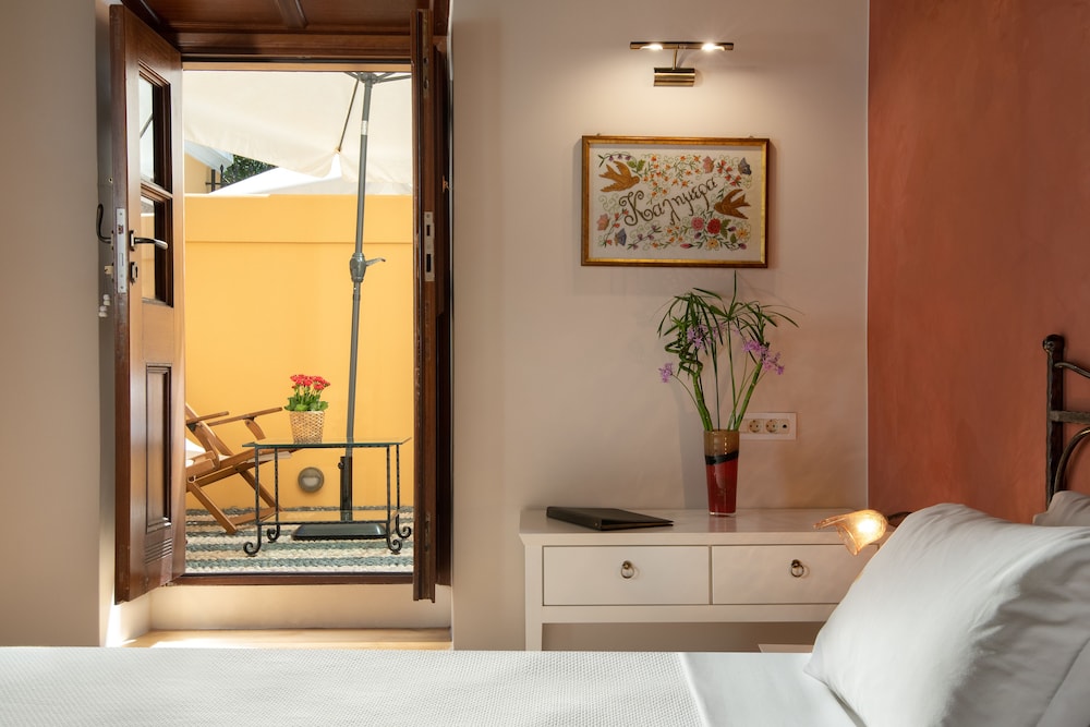 Rodos Niohori Elite Suites — Hotel rooms in Rhodes Town, South Aegean