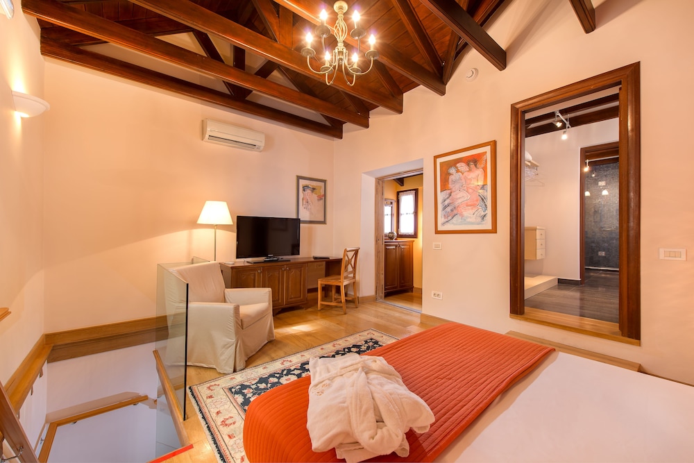 Rodos Niohori Elite Suites — Hotel rooms in Rhodes Town, South Aegean