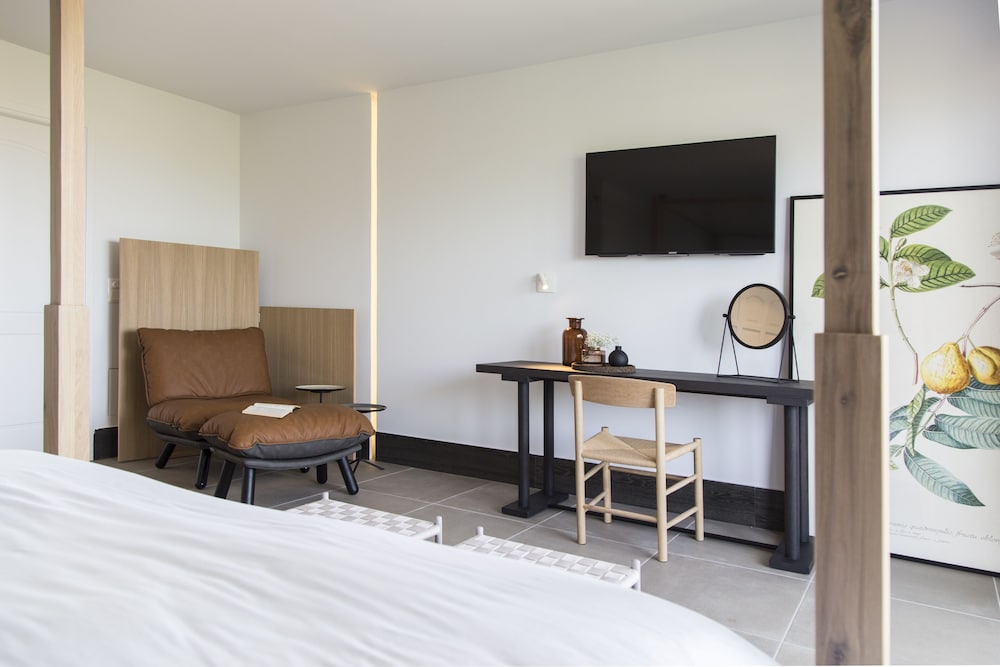 Lena Mare Boutique Hotel — Hotel rooms in Acharavi, Ionian Islands