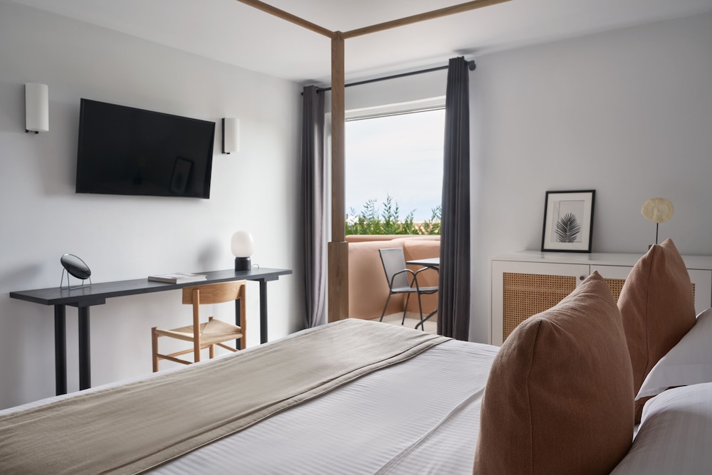 Lena Mare Boutique Hotel — Hotel rooms in Acharavi, Ionian Islands