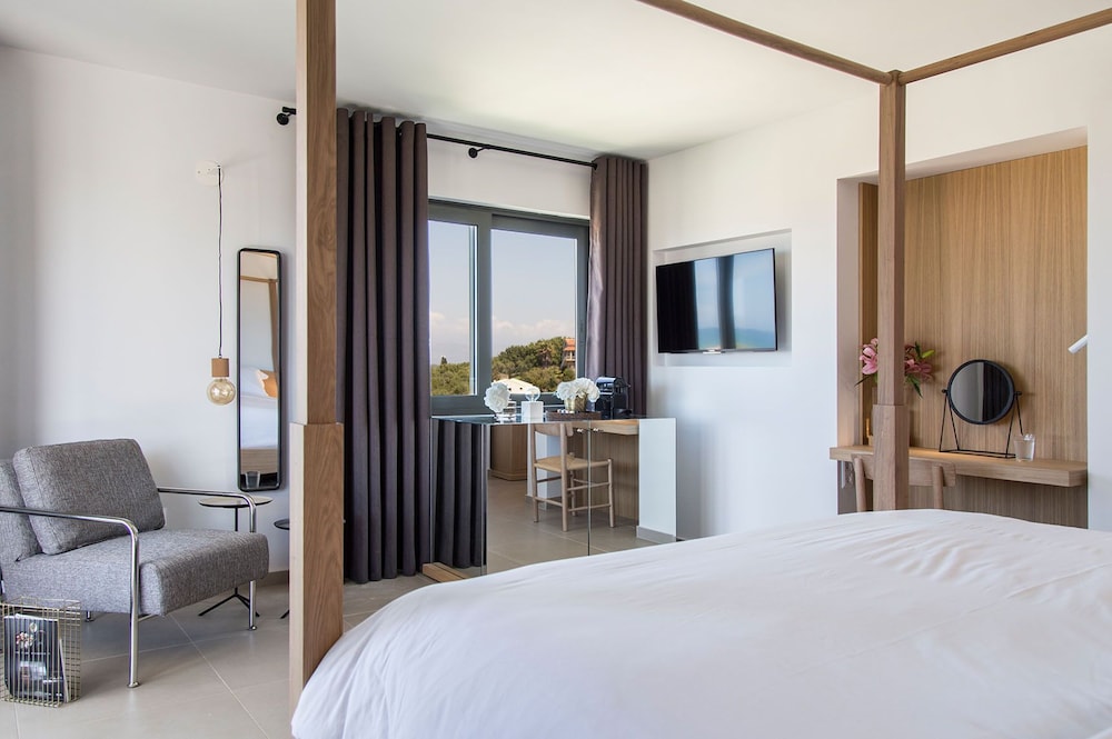 Lena Mare Boutique Hotel — Hotel rooms in Acharavi, Ionian Islands
