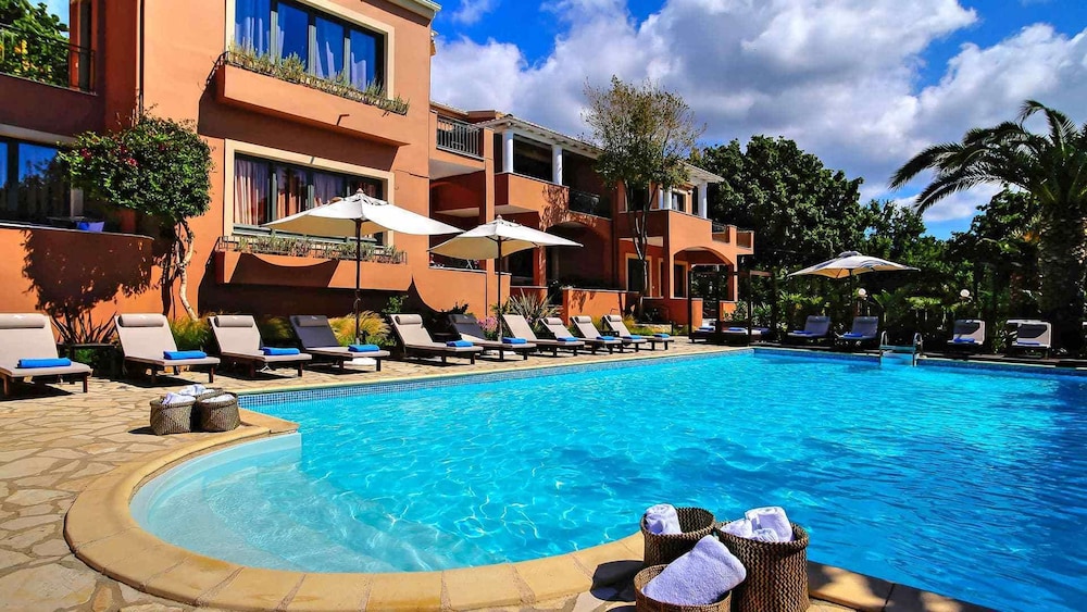 Lena Mare Boutique Hotel — Main photo in Acharavi, Ionian Islands