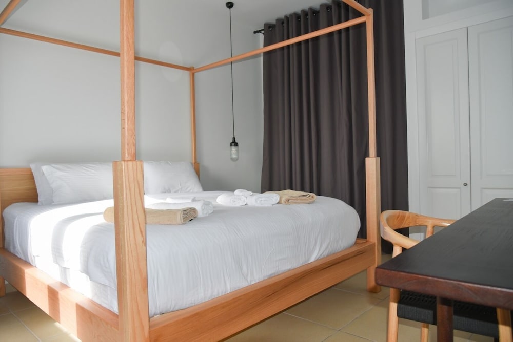 Lena Mare Boutique Hotel — Hotel rooms in Acharavi, Ionian Islands