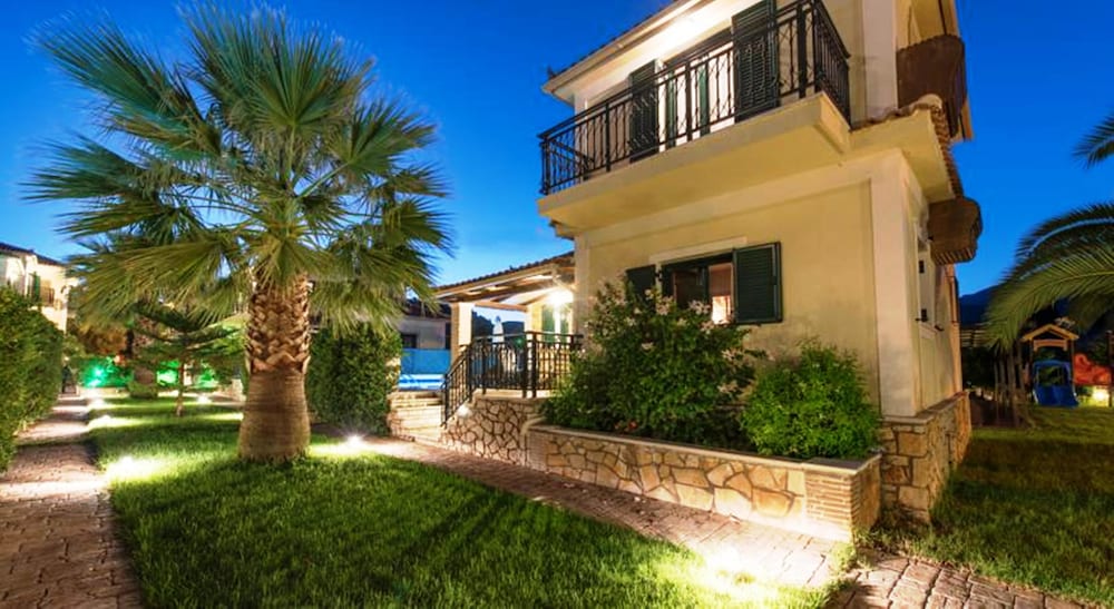 Kookis Village — Hotel building in Keri, Ionian Islands