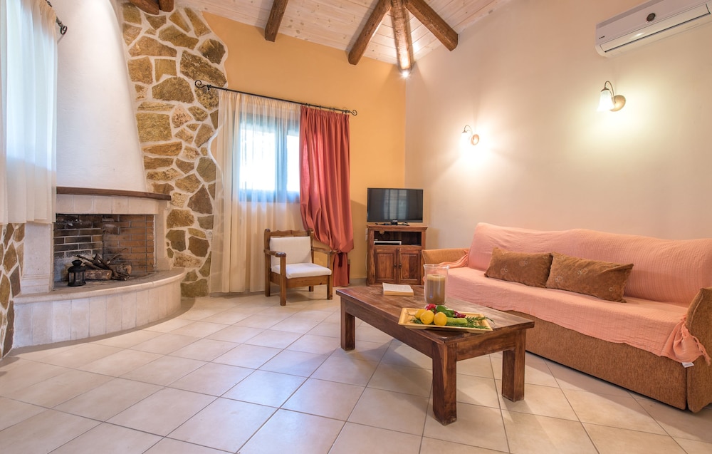 Kookis Village — Hotel rooms in Keri, Ionian Islands