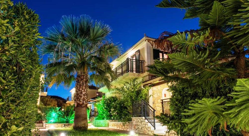 Kookis Village — Hotel building in Keri, Ionian Islands