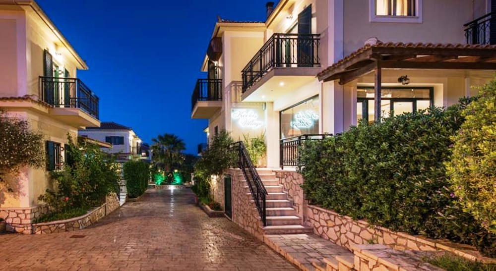 Kookis Village — Hotel building in Keri, Ionian Islands