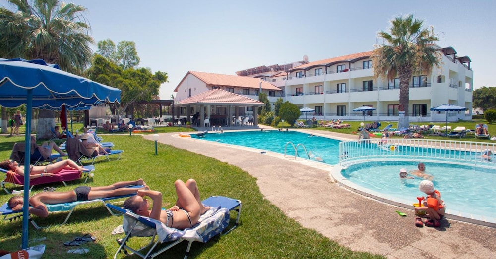 Matoula Beach Hotel - zdjęcie 2