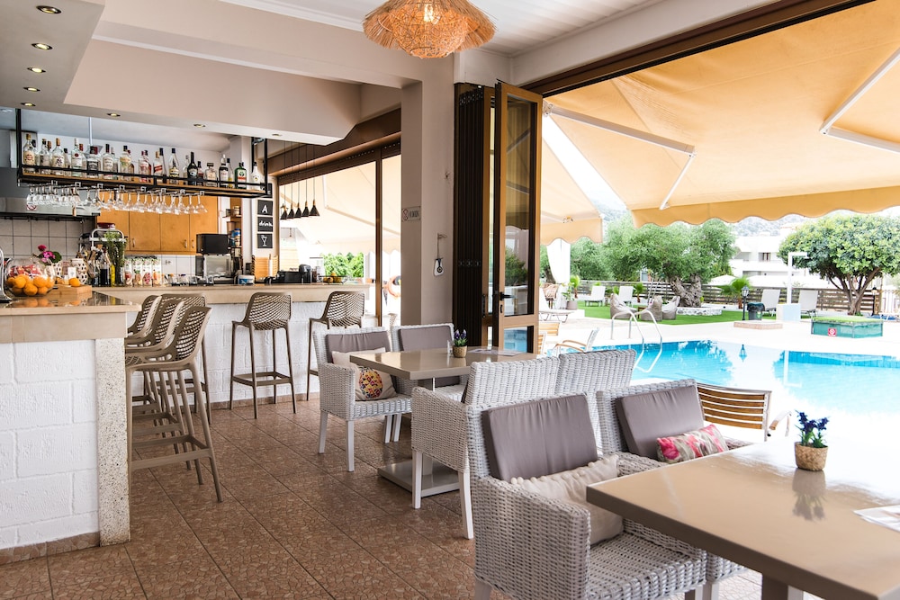 Newcastle Studios — Restaurant & bars in Malia