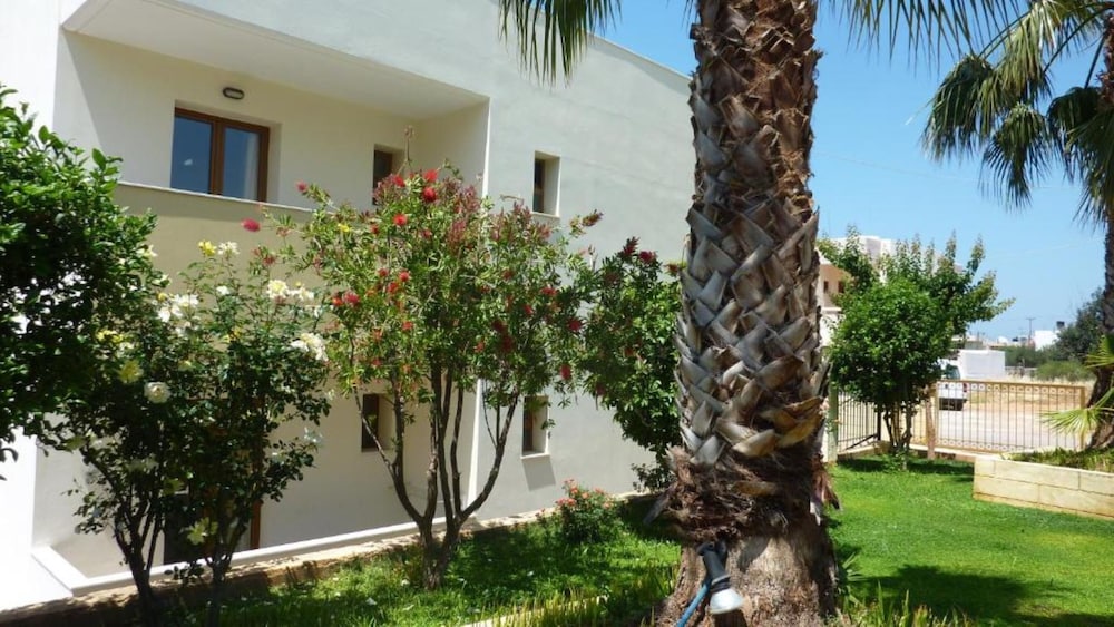 Newcastle Studios — Hotel building in Malia