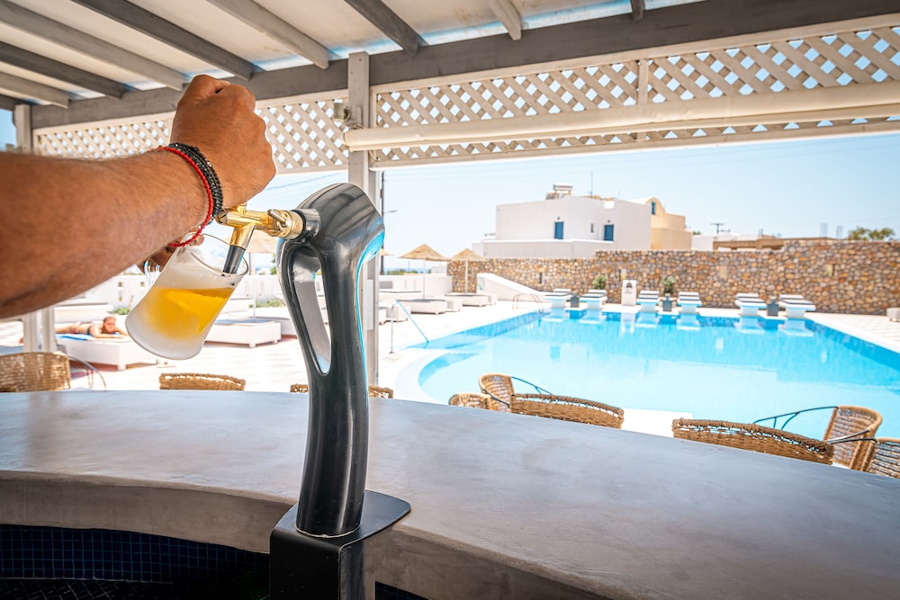 Marianna Hotel — Restaurant & bars in Perissa, South Aegean