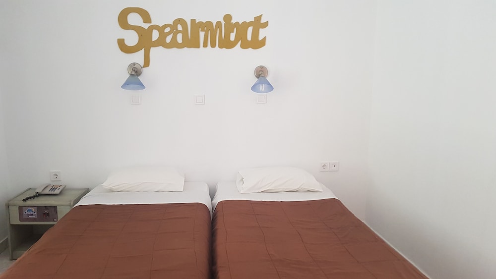 Aspro Spiti — Hotel rooms in Tigaki, South Aegean