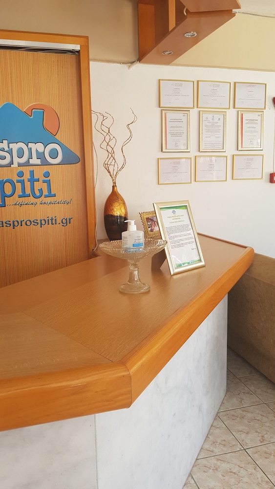 Aspro Spiti — Restaurant & bars in Tigaki, South Aegean