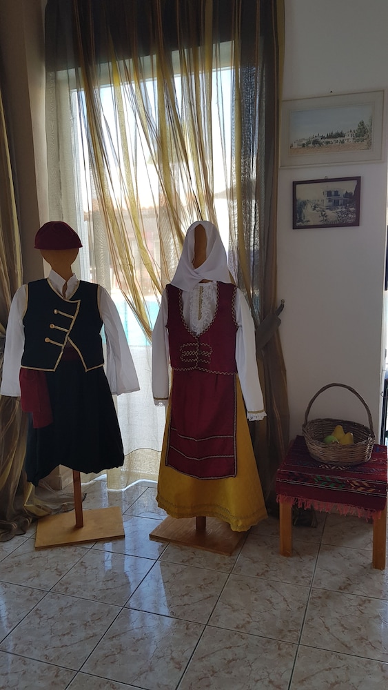 Aspro Spiti — Attractions in the area in Tigaki, South Aegean