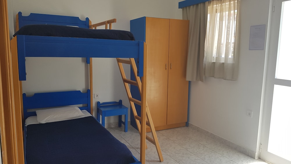 Aspro Spiti — Hotel rooms in Tigaki, South Aegean