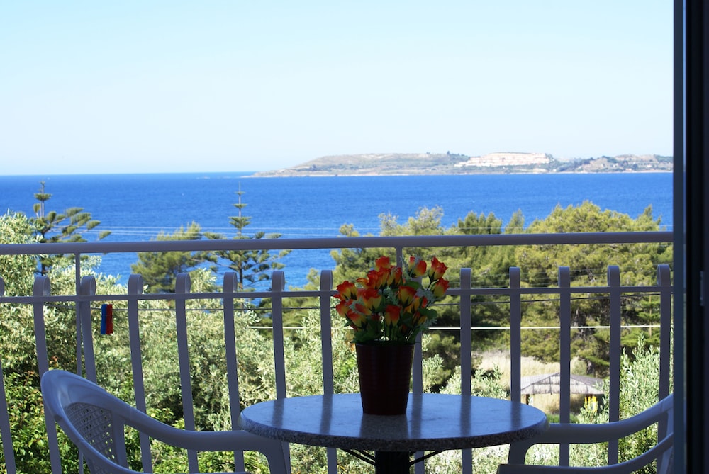 Oskars Studios & Apartments — Attractions in the area in Lassi, Ionian Islands