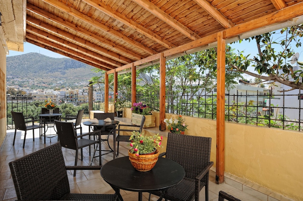 Erofili Apartments — Restaurant & bars in Hersonissos