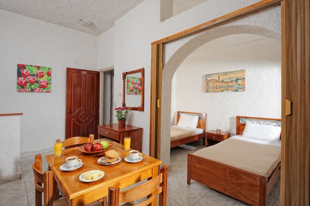 Erofili Apartments — Hotel rooms in Hersonissos