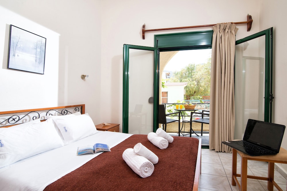 Erofili Apartments — Hotel rooms in Hersonissos