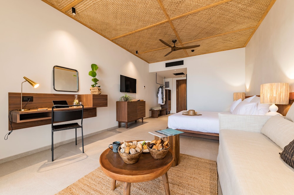 Lindos Aqua Terra — Hotel rooms in Lindos, South Aegean