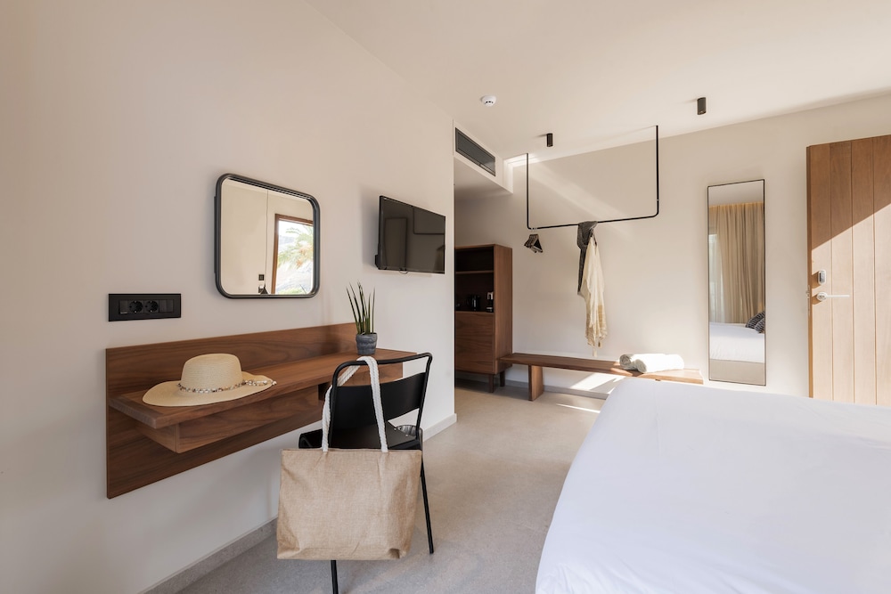 Lindos Aqua Terra — Hotel rooms in Lindos, South Aegean