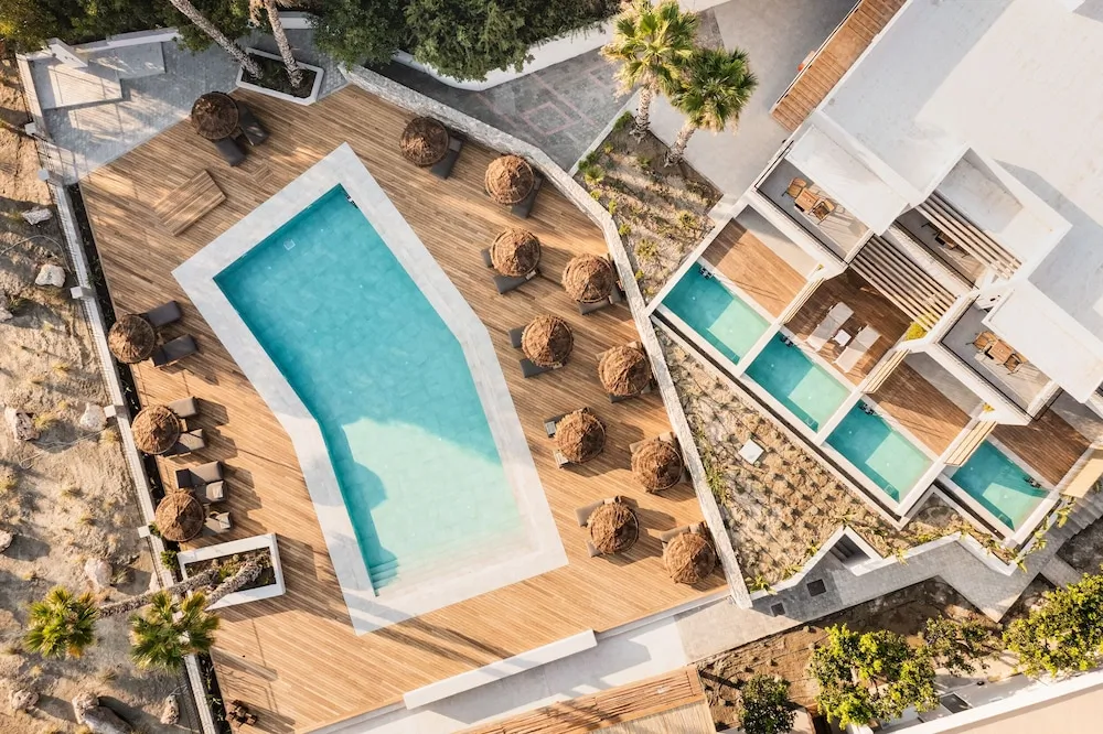 Lindos Aqua Terra