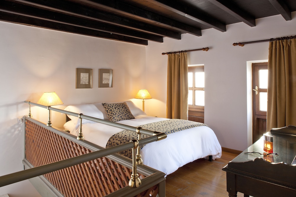 Rimondi Boutique Hotels-Small Luxury Hotels of the World — Hotel rooms in Rethymnon