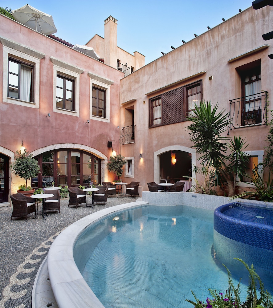 Rimondi Boutique Hotels-Small Luxury Hotels of the World — Swimming pool in Rethymnon